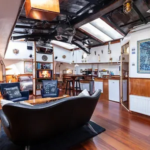 Anna Houseboat Bateau-hôtel