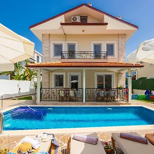 villa-heyday-1.aegeanhotels.net/