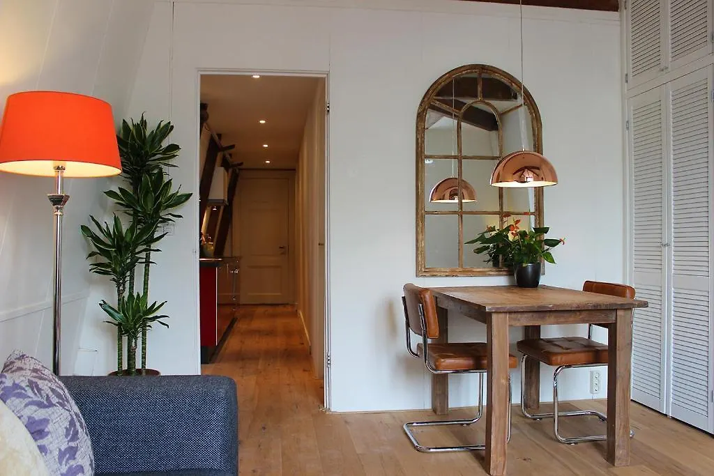 Amsterdam Jewel Canal Apartments