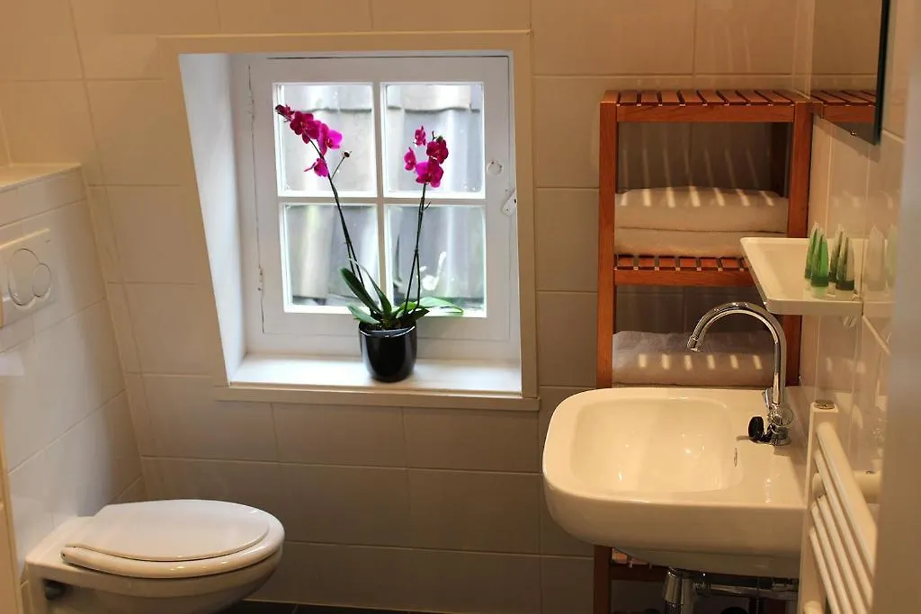 בית אירוח Amsterdam Jewel Canal Apartments הולנד