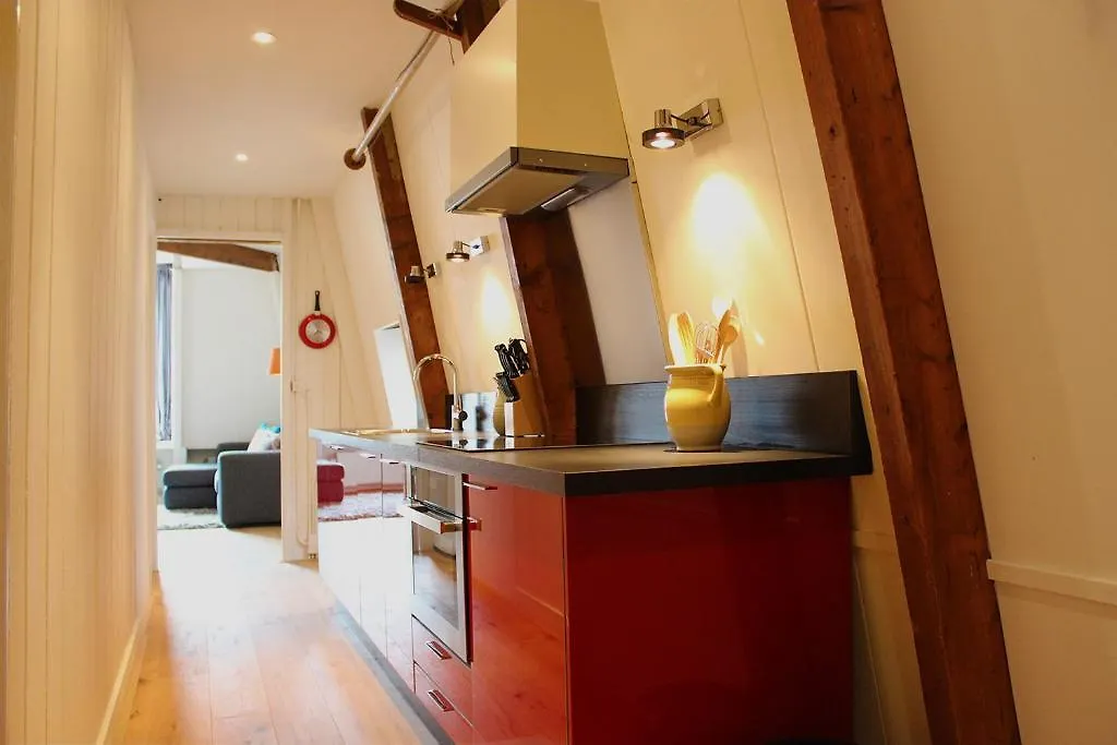 בית אירוח Amsterdam Jewel Canal Apartments