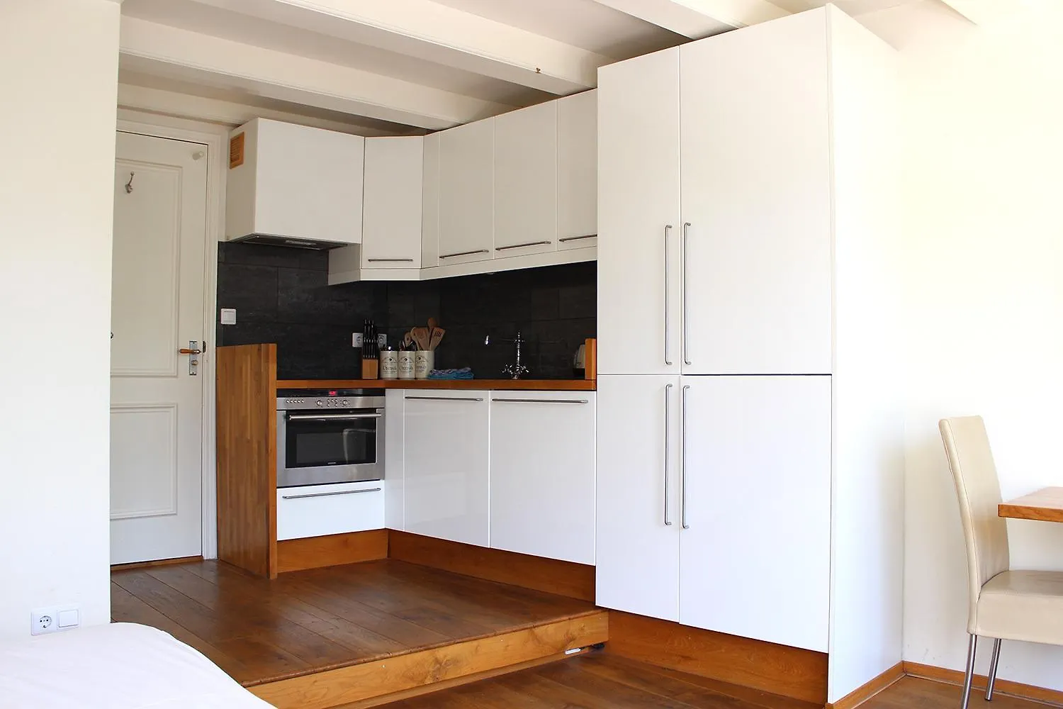 Amsterdam Jewel Canal Apartments הולנד