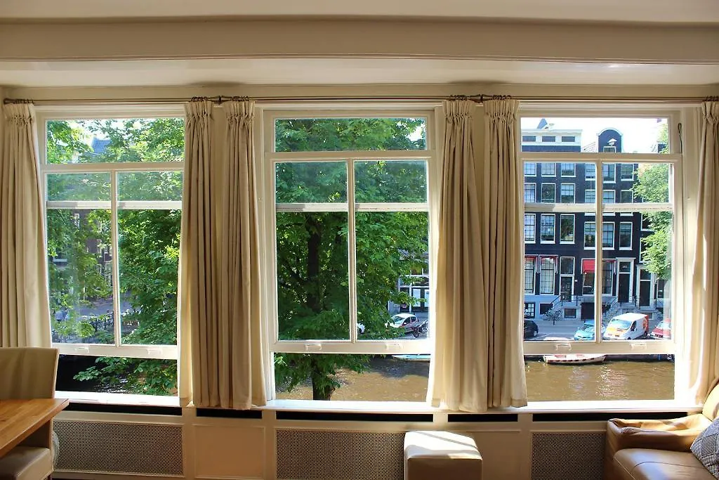 Amsterdam Jewel Canal Apartments הולנד