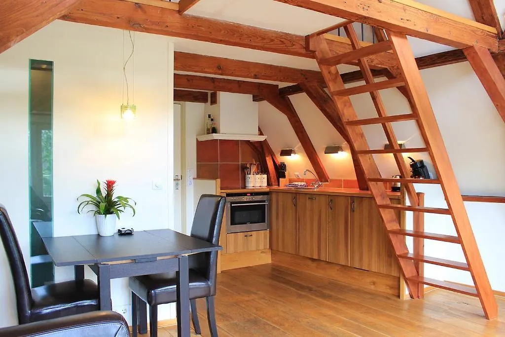 בית אירוח Amsterdam Jewel Canal Apartments
