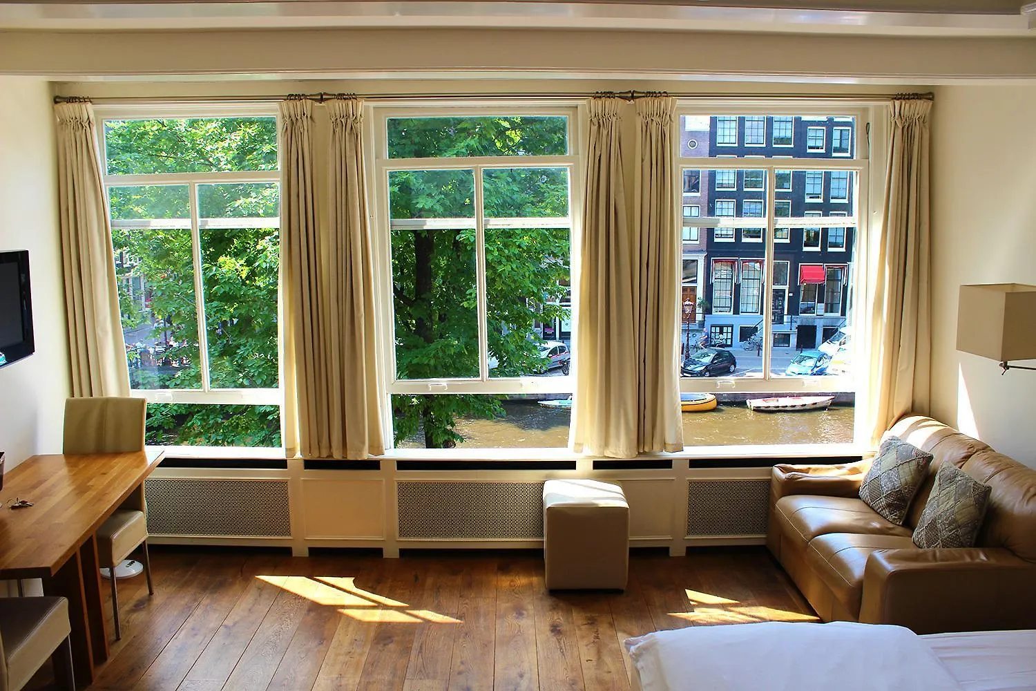 Amsterdam Jewel Canal Apartments